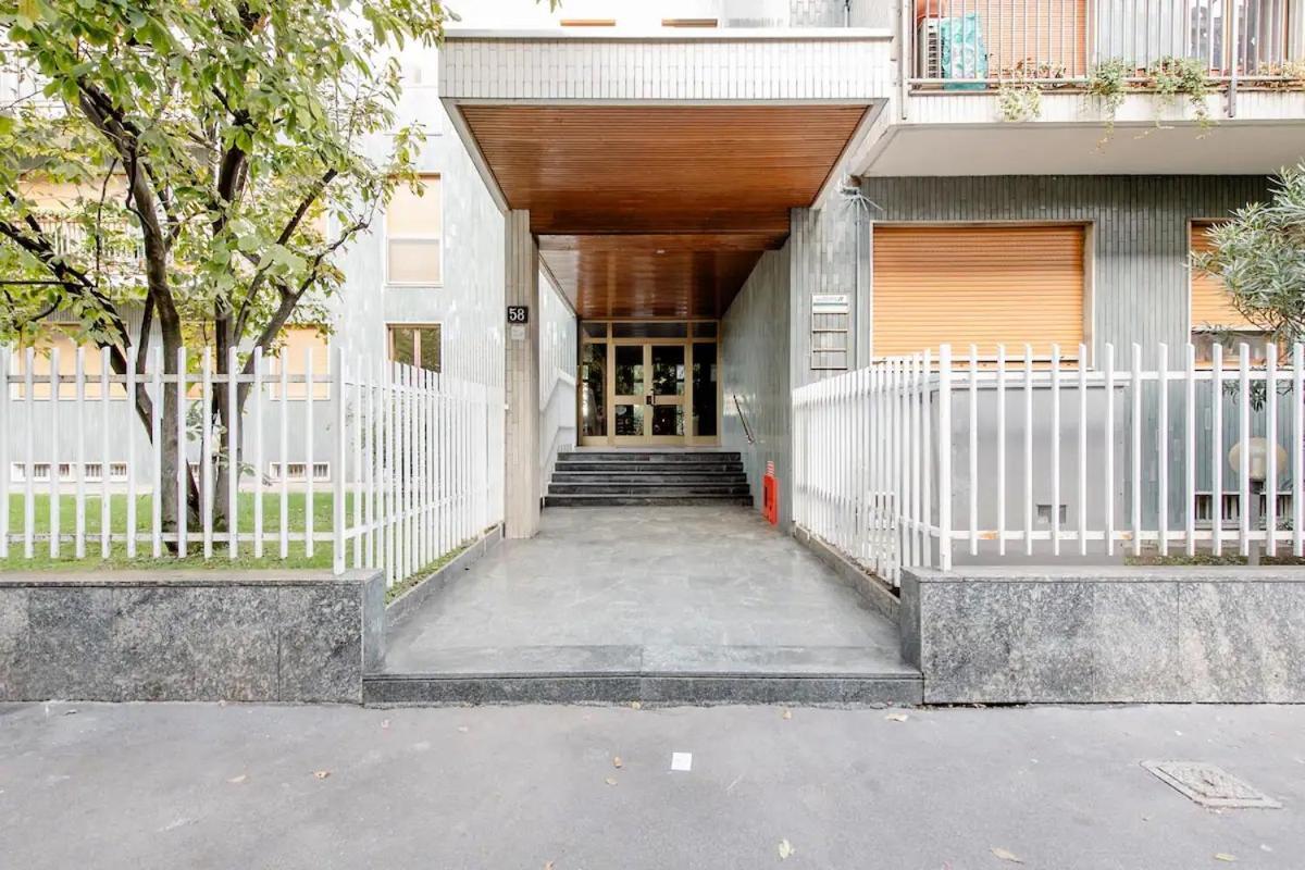 Luxury 2 Bedroom Apartament, Close To San Siro, Fiera And 10 Min Metro To Duomo 米兰 外观 照片