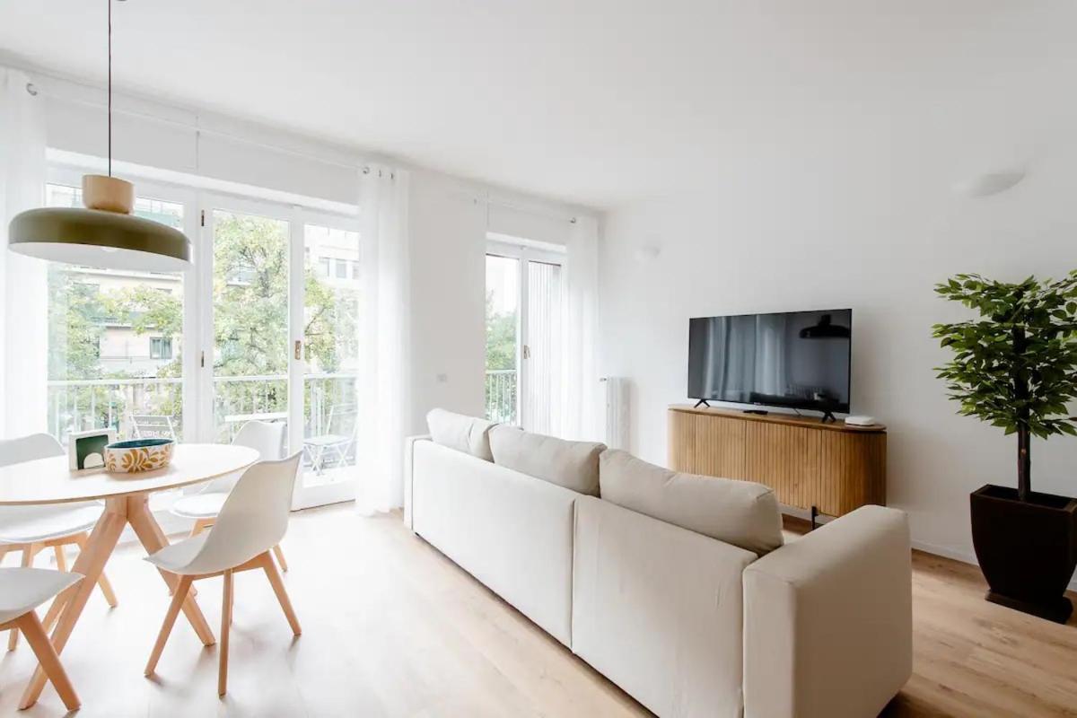 Luxury 2 Bedroom Apartament, Close To San Siro, Fiera And 10 Min Metro To Duomo 米兰 外观 照片