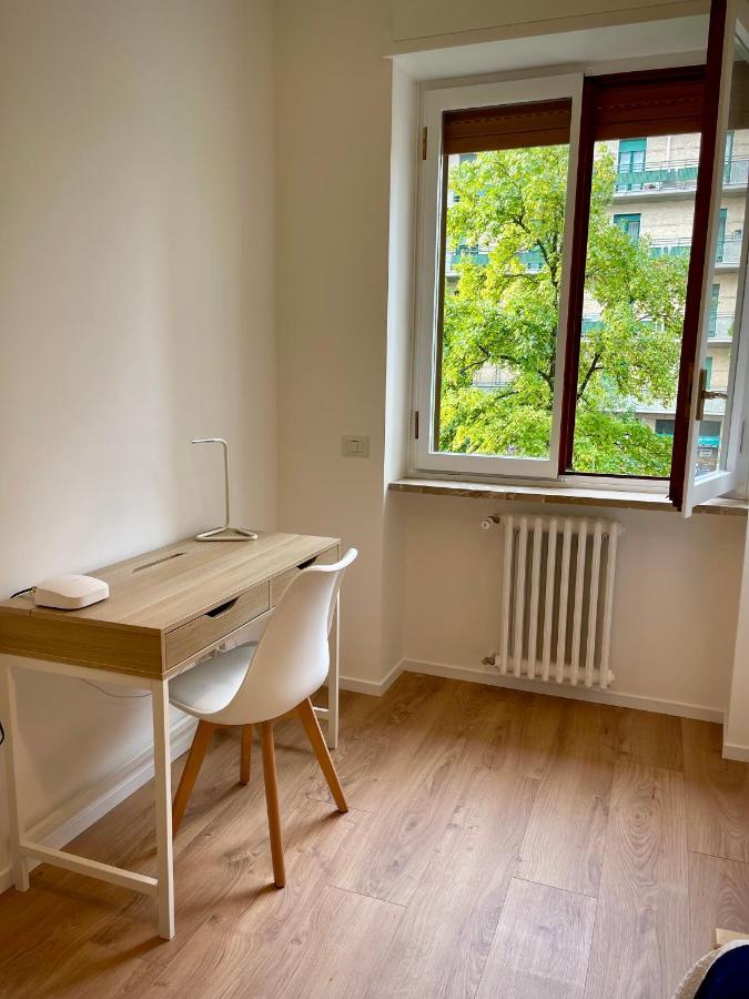 Luxury 2 Bedroom Apartament, Close To San Siro, Fiera And 10 Min Metro To Duomo 米兰 外观 照片